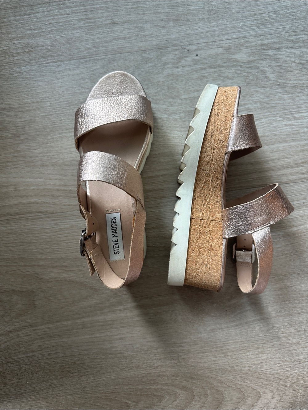 Steve Madden Krista Metallic Rose Platform Wedge Sandals